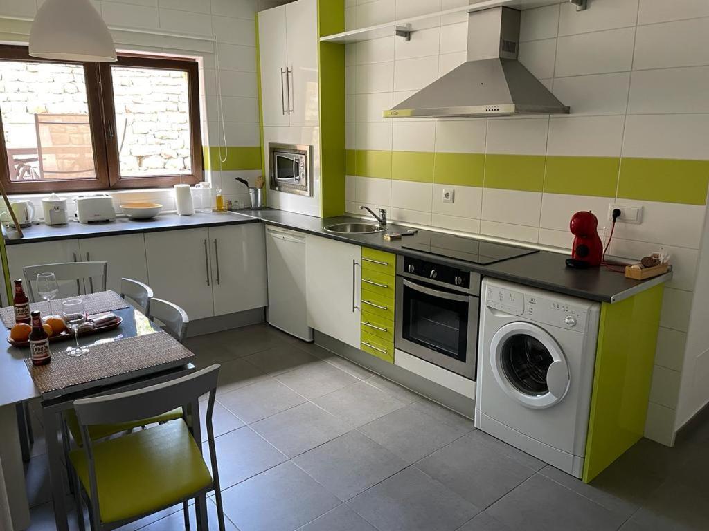 Colsa Apartamentos Los Tojos מראה חיצוני תמונה